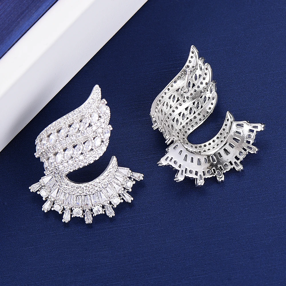 

LARRAURI Irregular Shape Cubic Zirconia Inlaid Crystal Earrings For Women Wedding Engagement Jewelry Wear Stud Earrings