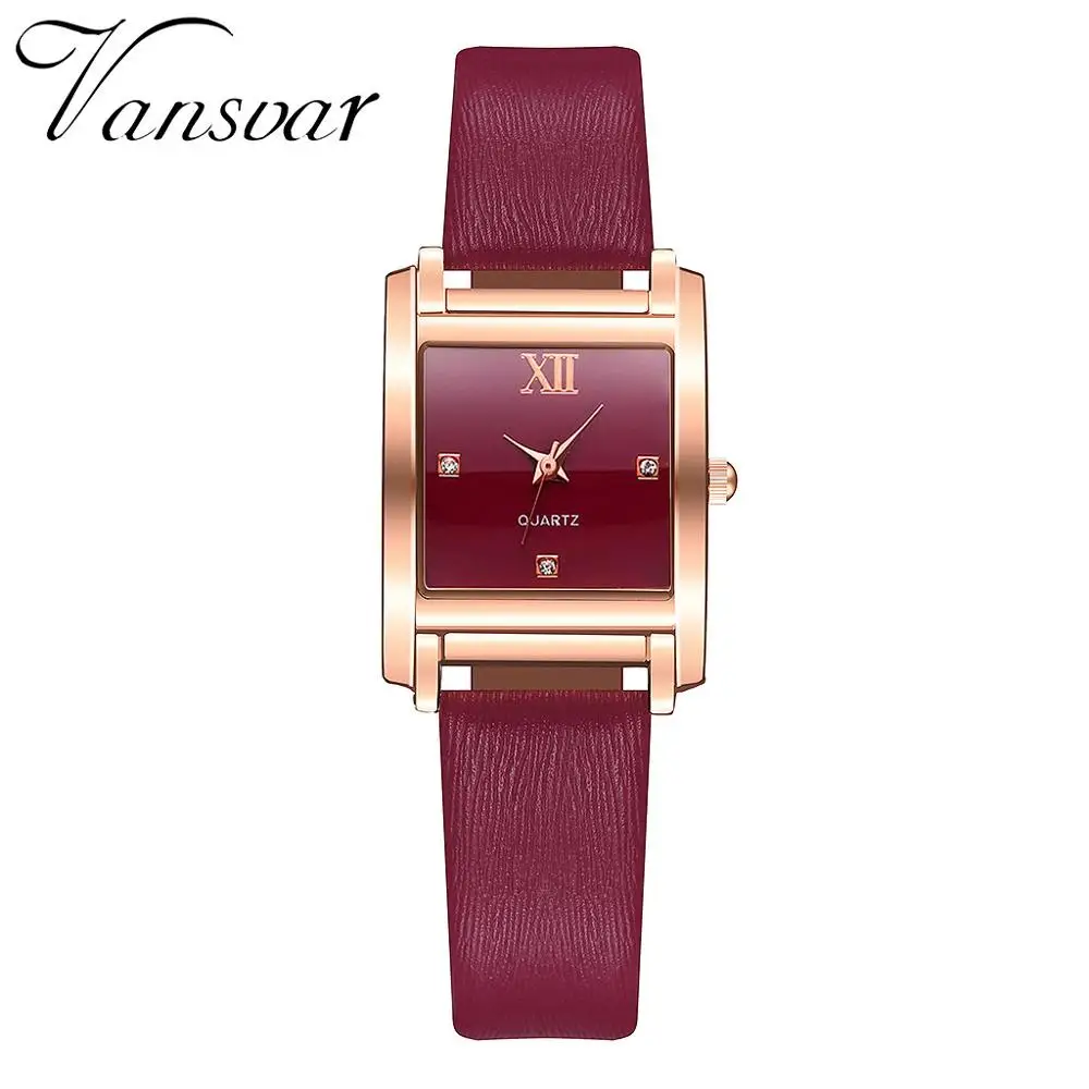 Часы женские кварцевые с маленьким квадратным циферблатом и кожаным ремешком |