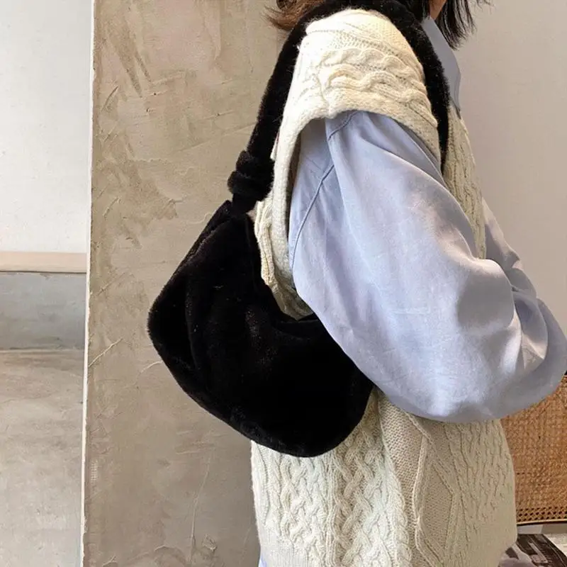 

Fashion Fluffy Shoulder Bags for Women 2021 Color Autumn Winter Plush Bags Handbag Female Underarm Bags Soft Warm Fur Bag