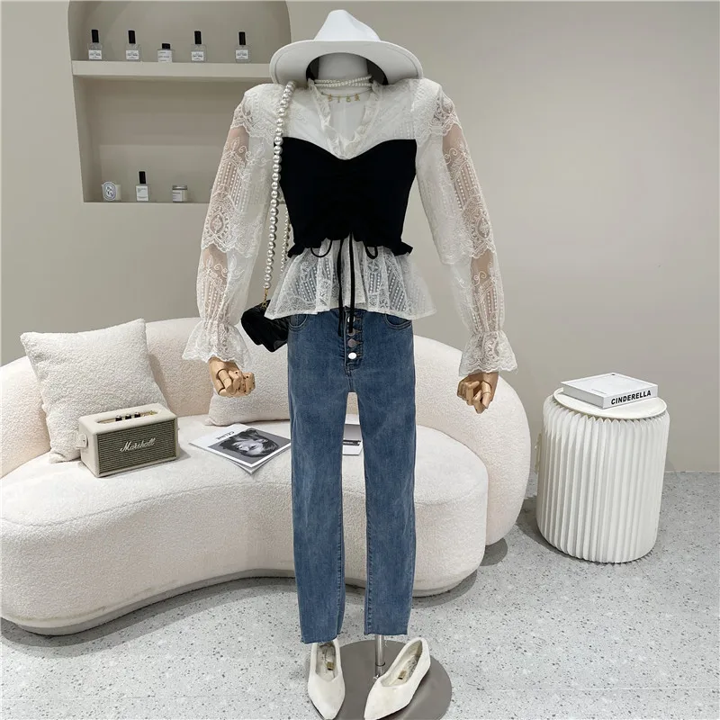 

Women's Spring Summer 2021 Fashion Slim V-neck stitched Chest vest Fake two pieces Long sleeve shirt hollow out sweet top