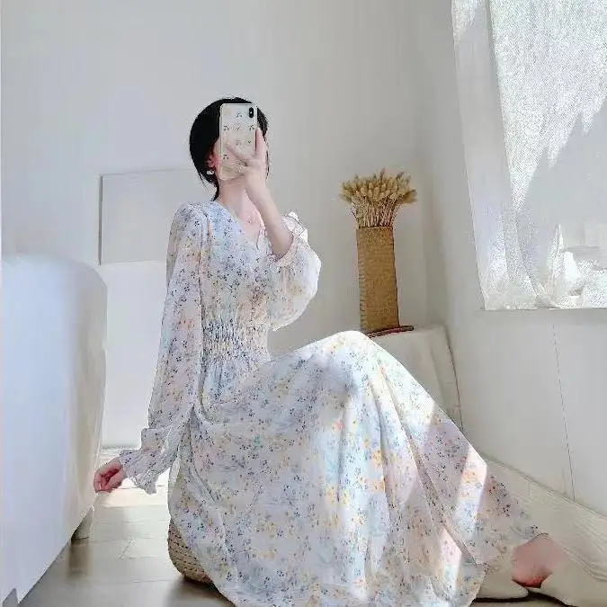 Женское шифоновое платье с рюшами и V-образным вырезом | Женская одежда