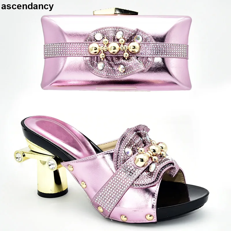 Розовые африканские подходящие туфли и сумки итальянские женские нигерийские