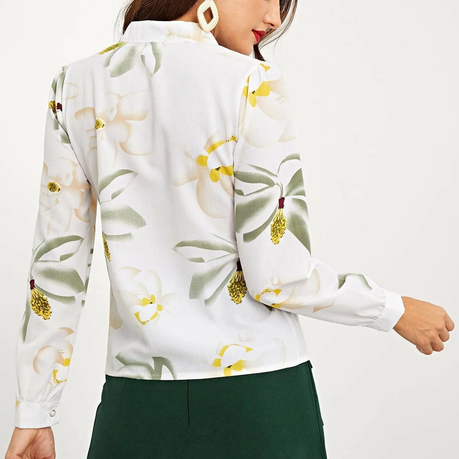 

Fashion Flower Print Chiffon Blouse Shirt Loose Buttons Tops Tee Casual Summer Ladies Female Women Long Sleeve Blusas Pullover