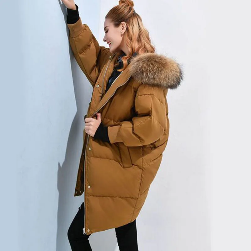 Женская парка на белом утином пуху длинная свободная утепленная куртка 80%