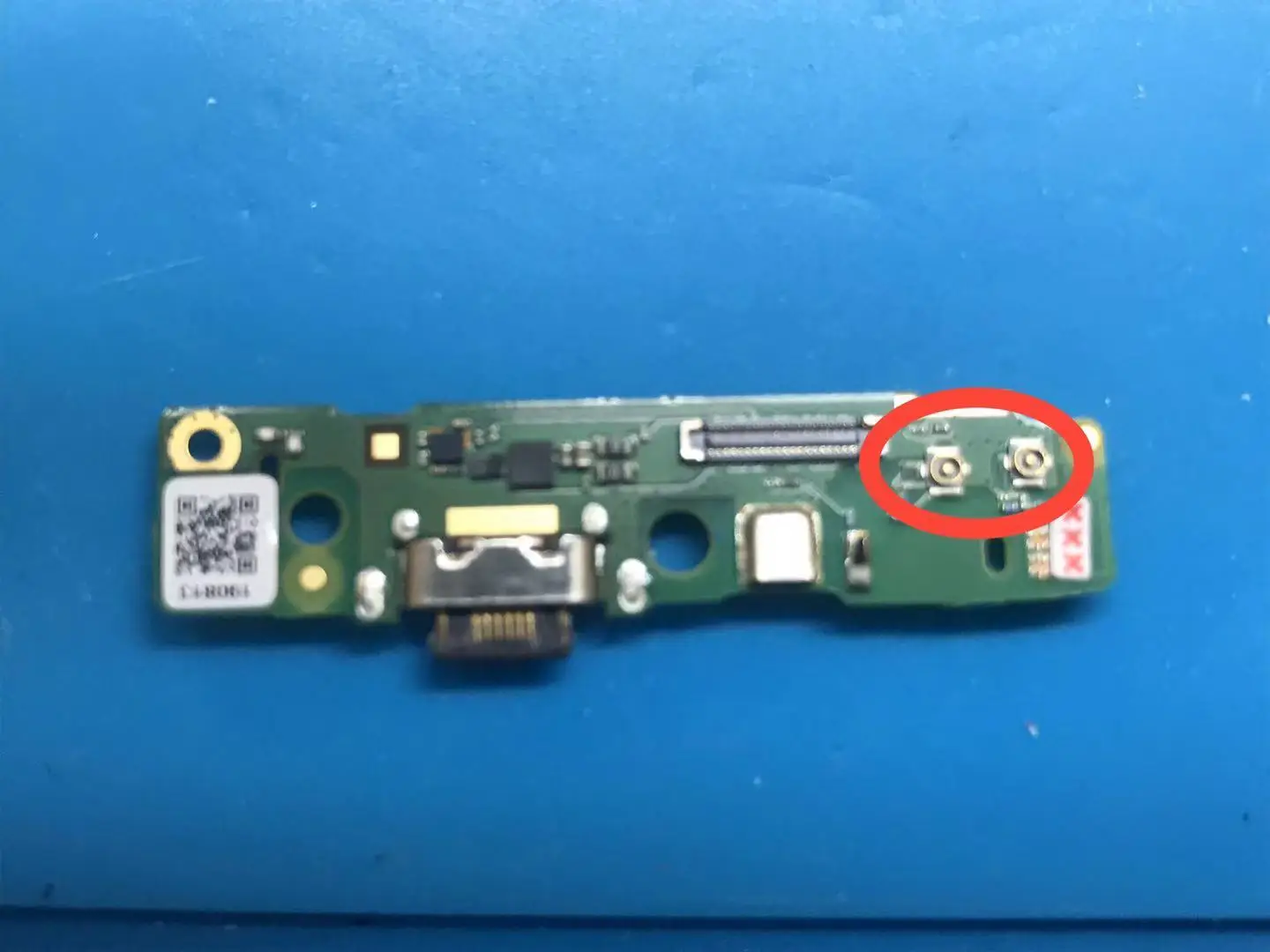 Для Moto G7 Power XT1955-6 США версия имеет 2 антенны порт s USB зарядный гибкий кабель |