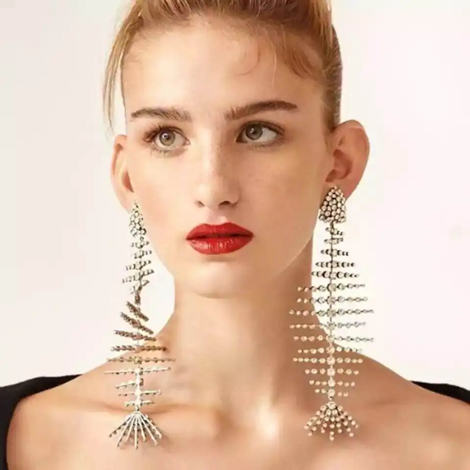 

Fashion luxury exaggeration shining Rhinestone Crystal fishbone shape women's personalized Earrings exquisite banquet jewelry