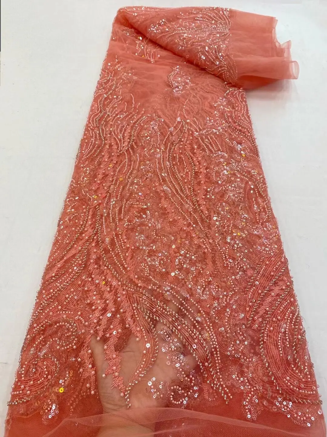 

High Quality African Lace Fabric Net 2021 French Lace Fabric Tulle with Sequins Nigerian Lace Fabric for Wedding Dress
