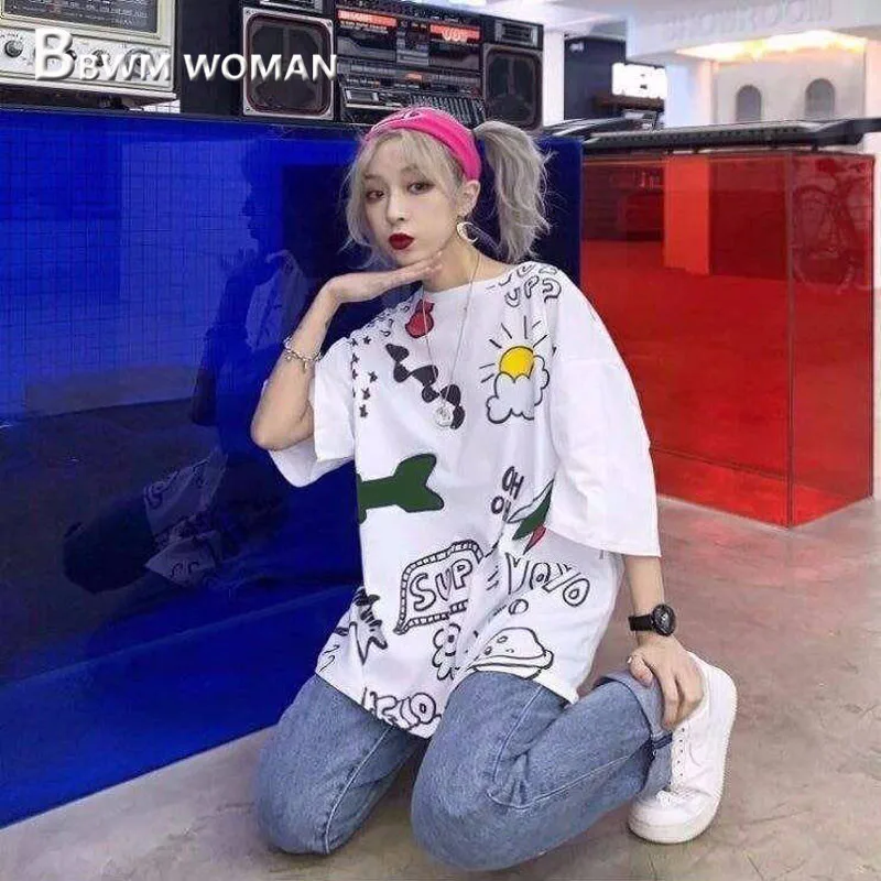 Женская футболка с фруктовым принтом авокадо зеленая круглым вырезом в стиле