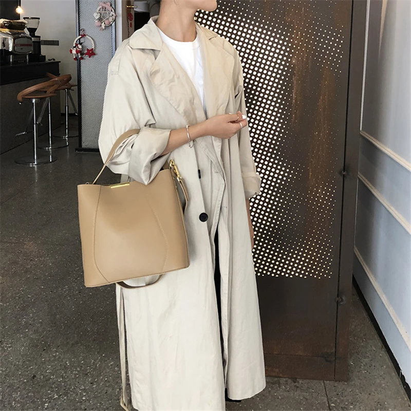 

Original design 2020 popular genuine leather tote bag bucket bag Simple luxury handbag shoulder bags For Women Shopping tote bag