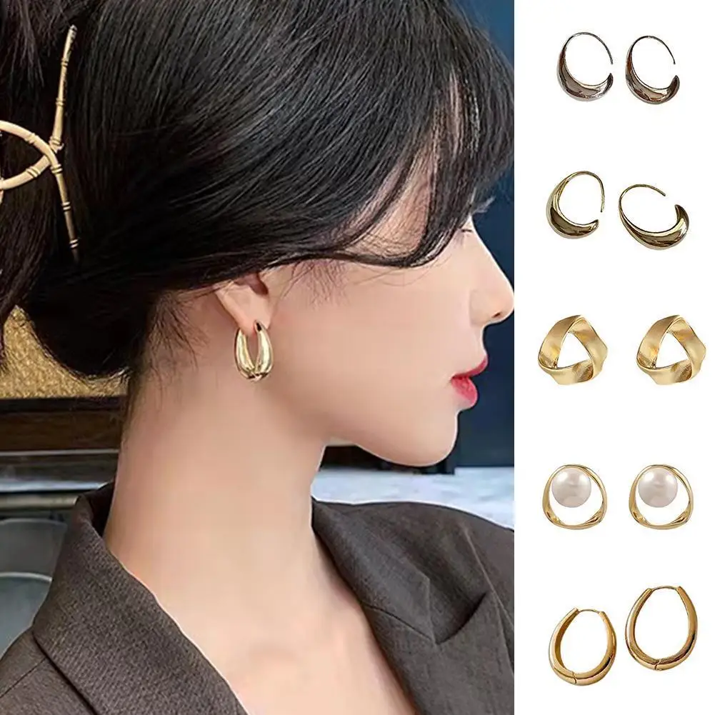 2021 Retro Geometric Earrings Simple Cold Wind Earrings Female High-end Sense Ear Jewelry Ears Decoration Exquisite Gift
2021 Retro Geometric Earrings Simple Cold Wind Earrings Female High-end Sense Ear Jewelry Ears Decoration Exquisite Gift