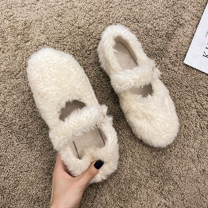 

Women's Plush Shoes, A Pedal 2021 New Autumn and Winter Plus Velvet Warm Flat Cotton Shoes, Fashionable Outer Wear Women Shoes