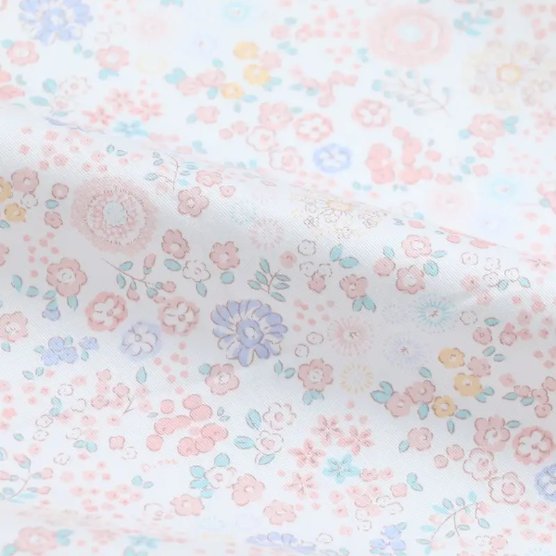 Детская хлопковая ткань саржевая замшевая с рисунком бабочек из мультфильмов