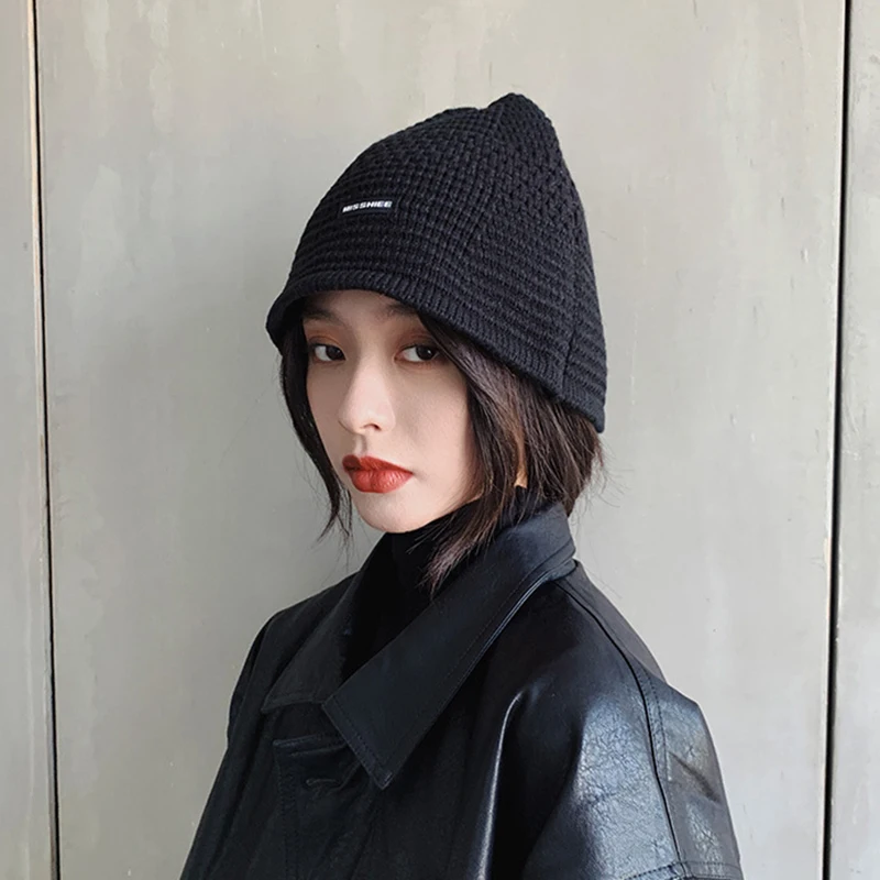 

Solid Color Warm Knitted Women Beanie Fashion Retro Female Black Knitting Bucket Hat Winter Thicken Hats Caps Outdoor Riding Hat