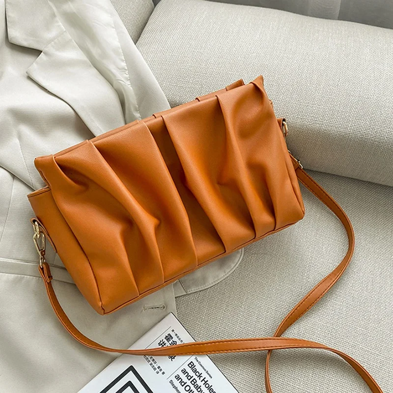 

PU Leather Women's Fold Cloud Bag Fashion Business Shoulder Bag Luxury Messenger Bag Everyday Handbag