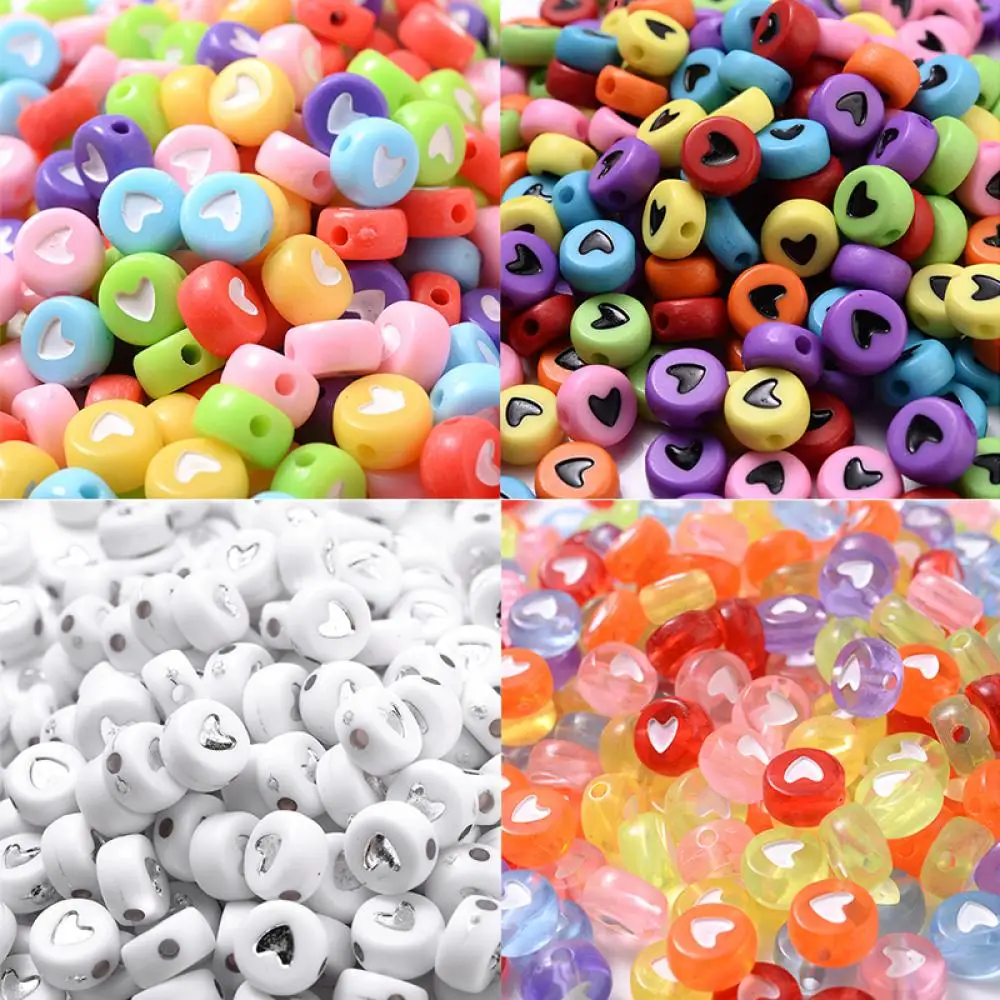 

100 шт./лот 4*7 мм акриловые бусины с разнообразными буквами в форме сердца круглые плоские алфавитные бусины россыпью для изготовления ювелир...