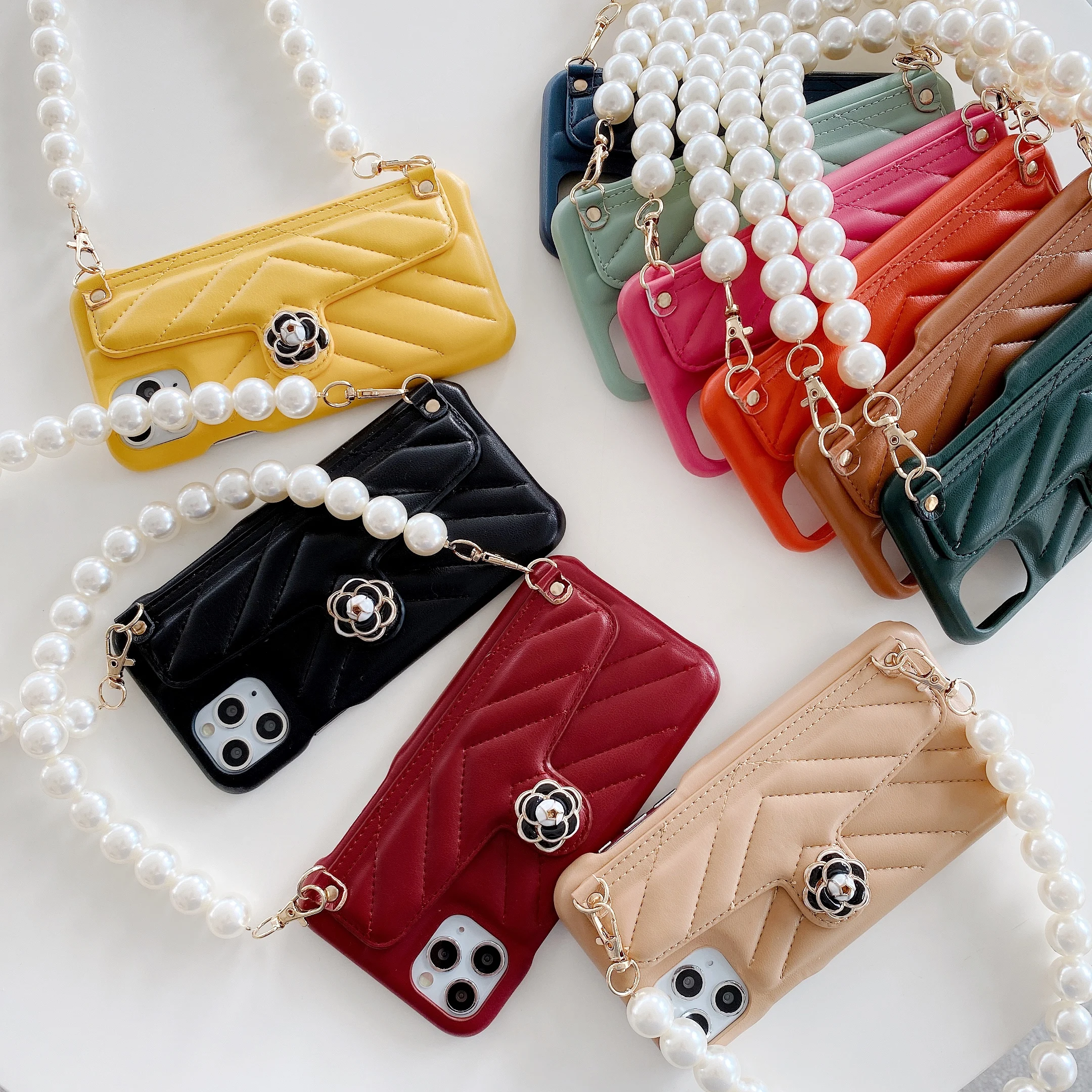 

Diamond Flower Card Bag Lambskin Leather Pearl Hand Chain Handbag Case Cover For Iphone 12 Mini 11 Pro XS Max XR X 8 7 Plus SE