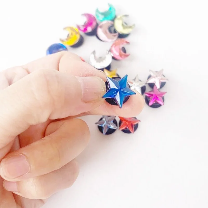 

1pcs Diamond Shoe Decoration Acrylic Crystal Shoe Buckle for Jibz Five-pointed Star Accessory