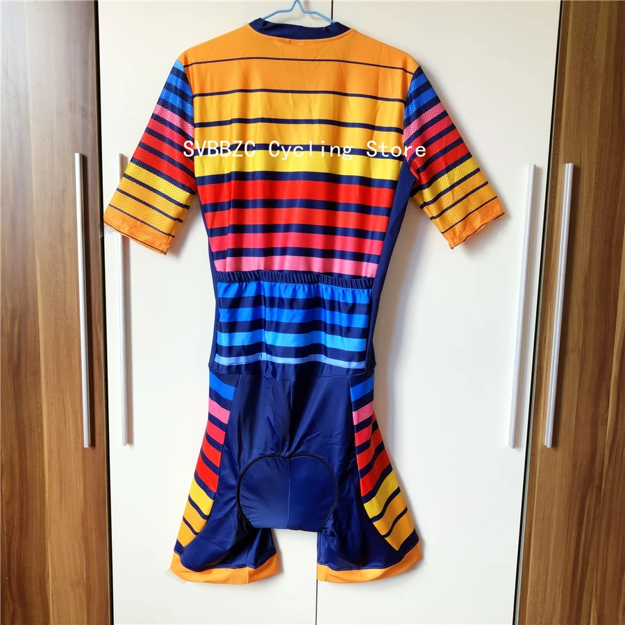 Быстросохнущий мужской суперспортивный костюм с коротким рукавом спортивный