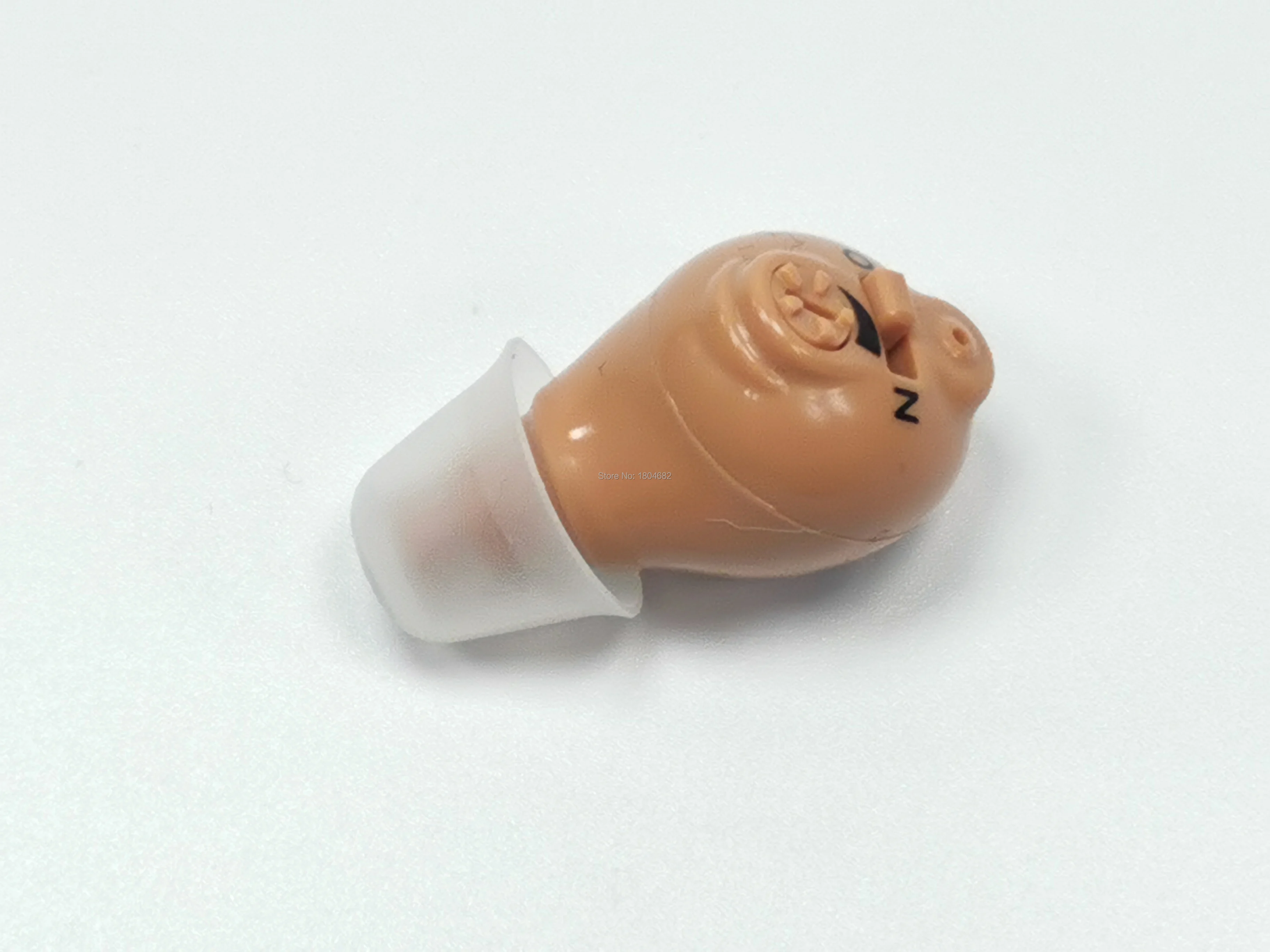 Невидимый слуховой аппарат CIC перезаряжаемый мини для пожилых людей