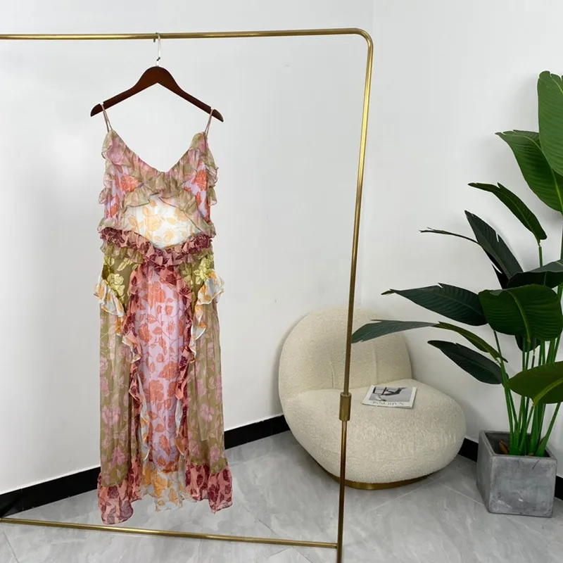 

Женское лоскутное платье на бретельках, шелковое платье без рукавов с оборками и принтом в виде листьев розового и оранжевого цветов, плать...