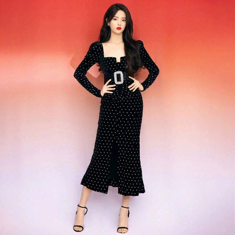 

Женское бархатное платье-макси с длинным рукавом, черное облегающее платье с квадратным воротником и разрезом спереди, украшенное бусинами, в стиле ретро, для подиума, клуба