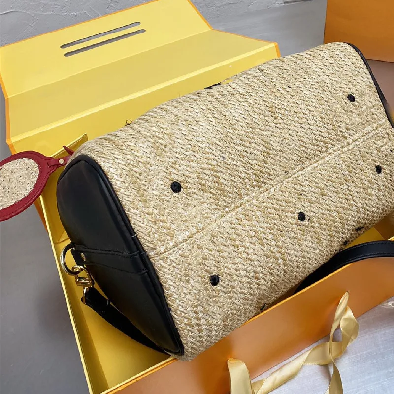 

New product recommendation fashion sunshine straw woven bag environmental protection handbag tote bag travel bag shopping bag