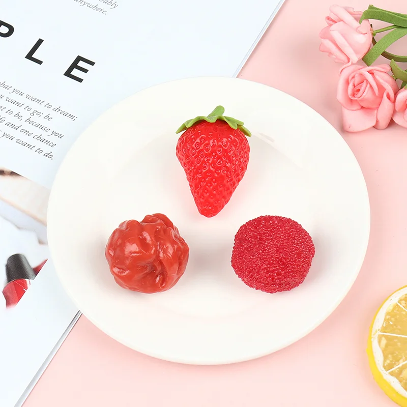 

Artificial Fruit Fake Strawberry Plastic Simulation Strawberry Ornament Craft Photography Props Window Decoration