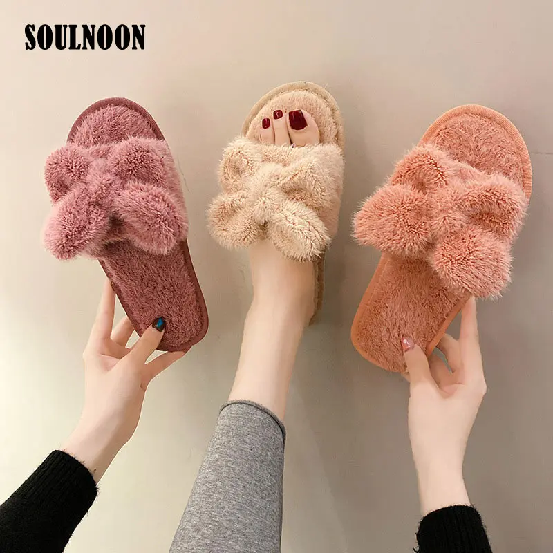 

Женские домашние тапочки с бантом, зимняя теплая обувь из искусственного меха, женские мягкие удобные домашние плюшевые тапочки на плоской ...