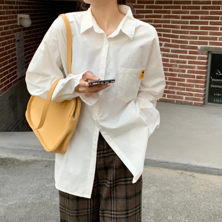 

Женская рубашка средней длины с принтом, свободного покроя