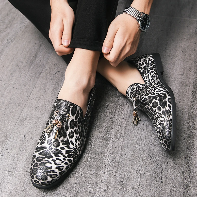 Мокасины мужские кожаные туфли на плоской подошве лоферы бахрома британский