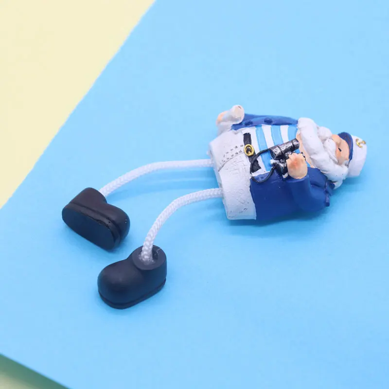 Магнит на холодильник морячок сувенир морская тема синее кухонное украшение