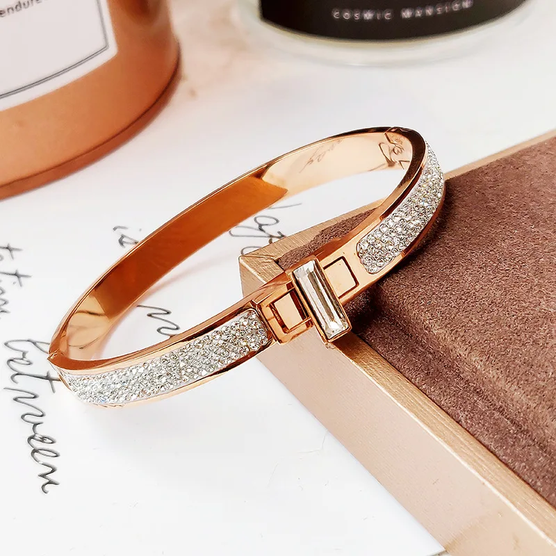 

Fashion All-Match Inlaid With Crystal Bracelets Stainless Steel Bracelets Non-Fading Women High-End Banquet Accessories