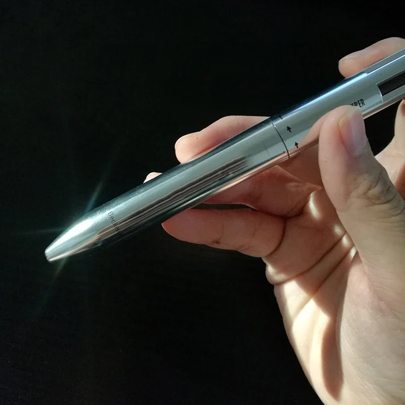 Контур для бровей 4 в 1 простой нанесении подчеркивающий микроблейдинг LDO99 |