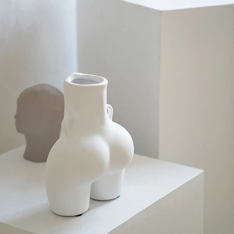 

Nordic Body Shape Creative White Resin Vase Simple Dry Flower Insert Artist Residence Decorative Ornaments Modern Home Decor