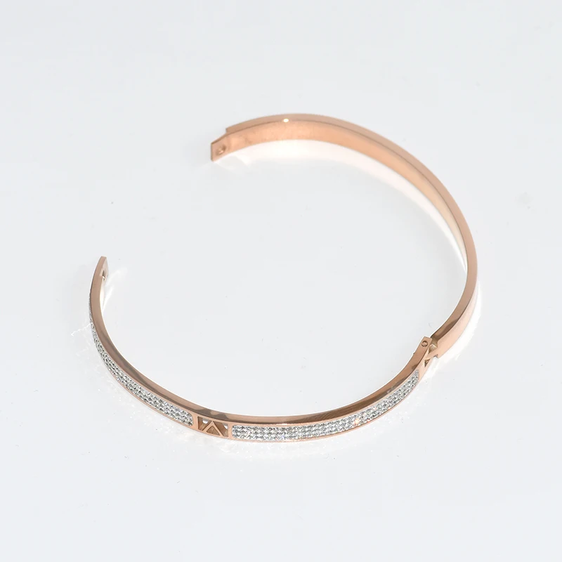 

Luxury CZ Crystal Stainless Steel Bracelets & Bangles V Shape Love Bracelet for Women Girls CZ Cuff Rose Bangle Jewelry Gift