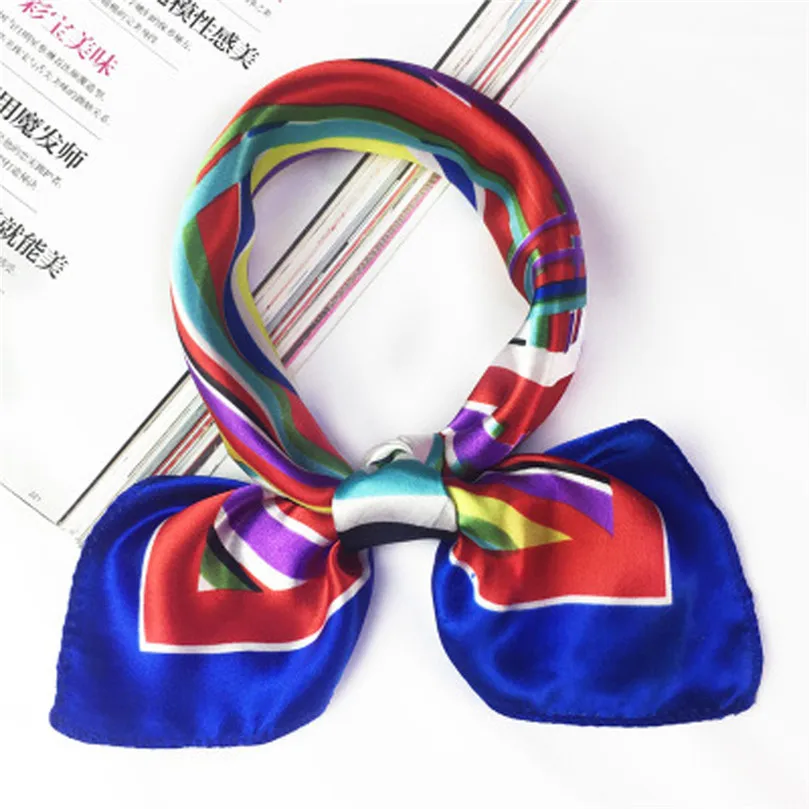 Шелковый шарф женский с принтом платок шейный маленькая бандана квадратные