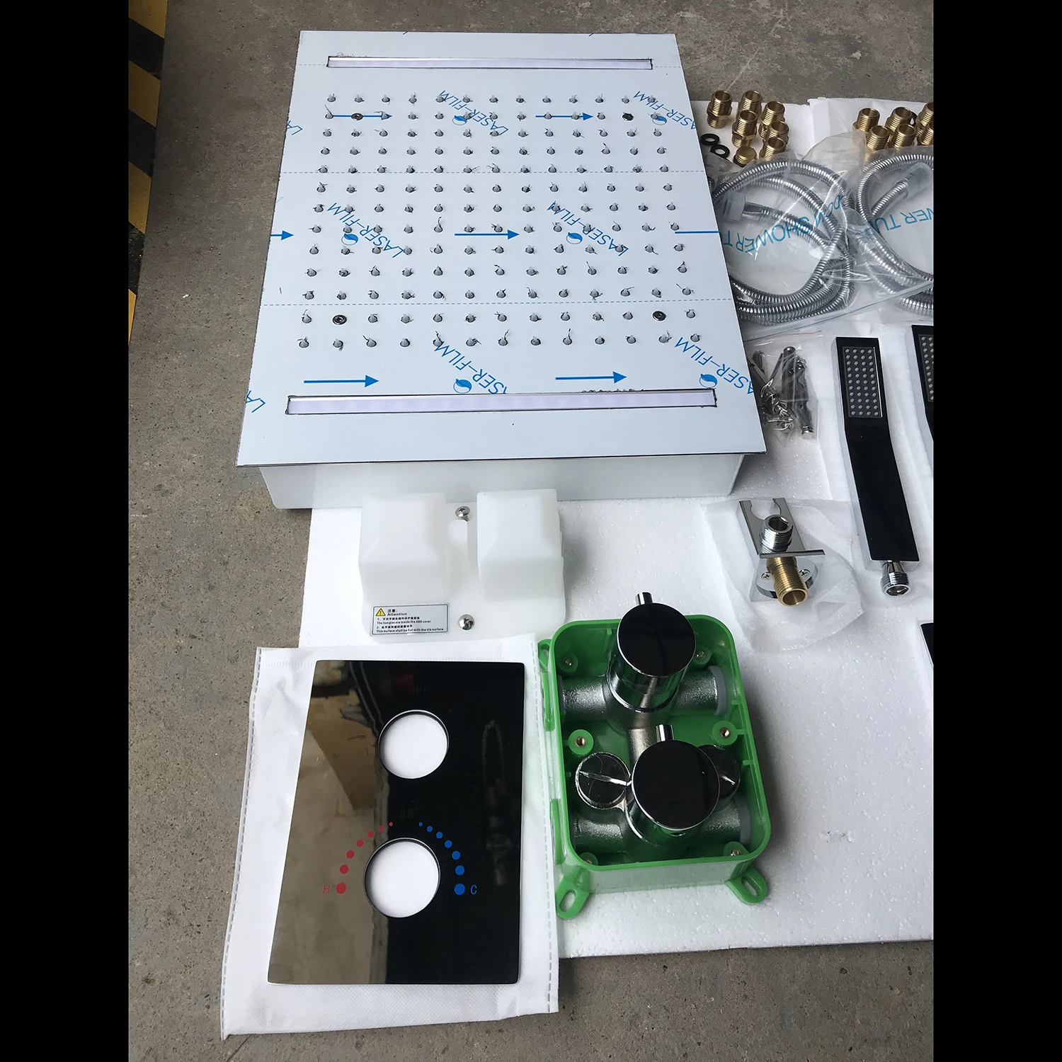 Хромированный двухфункциональный потолочный светодиодный смеситель для ванной