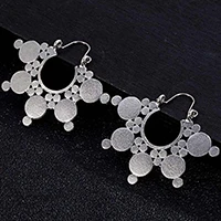 Antique Silver Индийские племенные латунные серьги, висячие серьги в форме цветка, украшенные вихрем «цыганские» серьги для женщин, богемные Винтажные серьги EAR00C000B03B - Окраска металла: Antique Silver