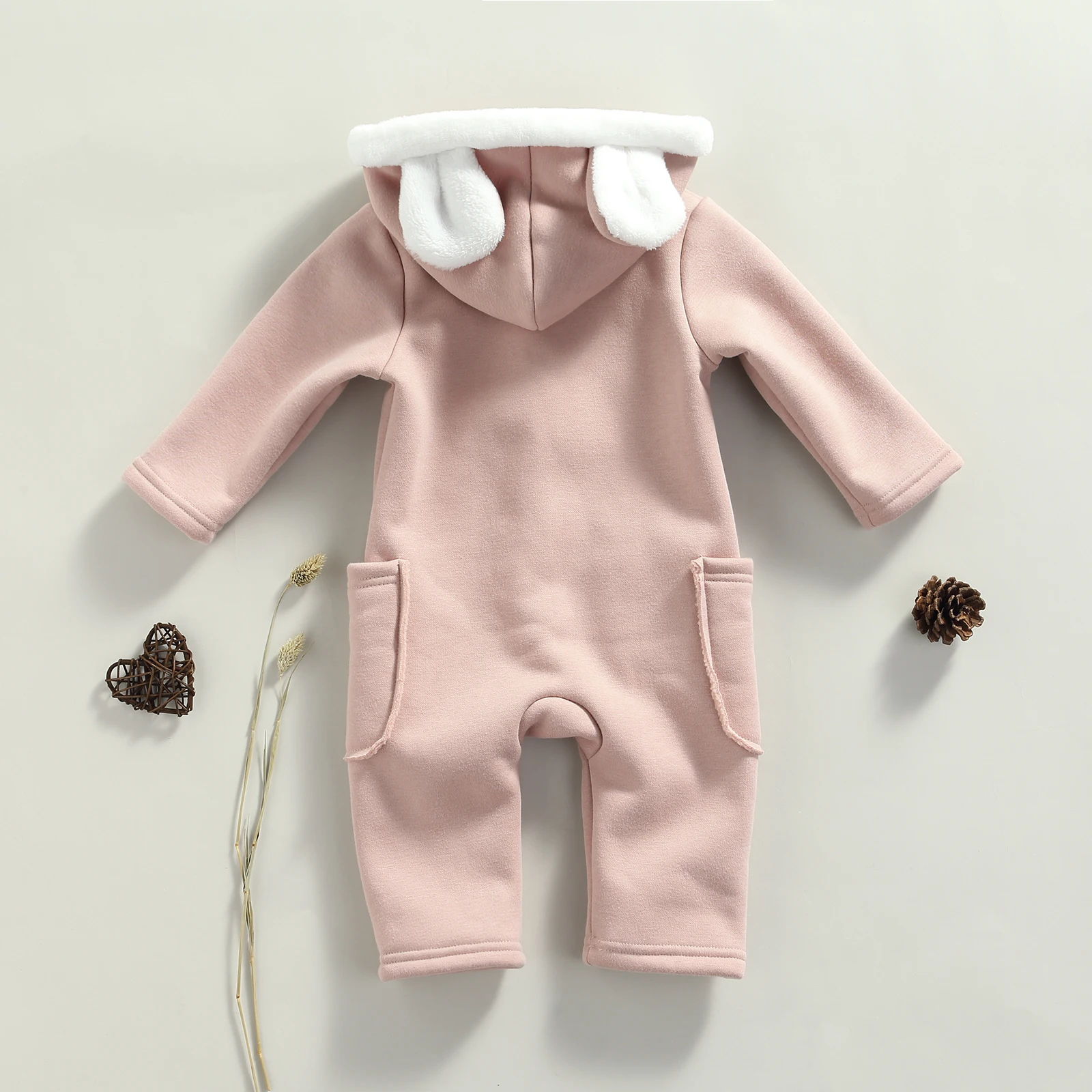 Детский комбинезон контрастных цветов с длинным рукавом и капюшоном |