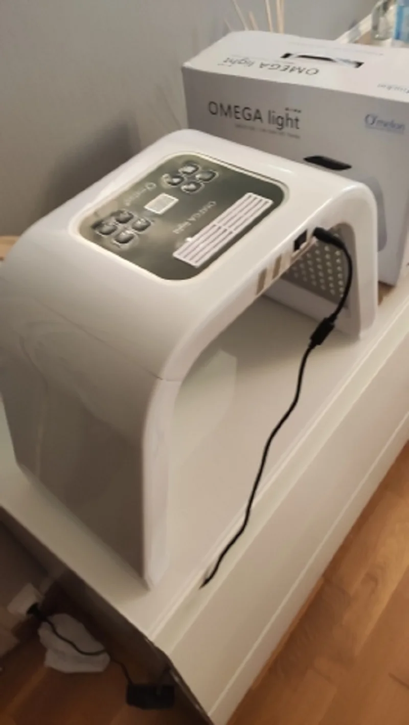 Аппарат Photon PDT для отбеливания и светильник моложения кожи лица Led лечения акне 7