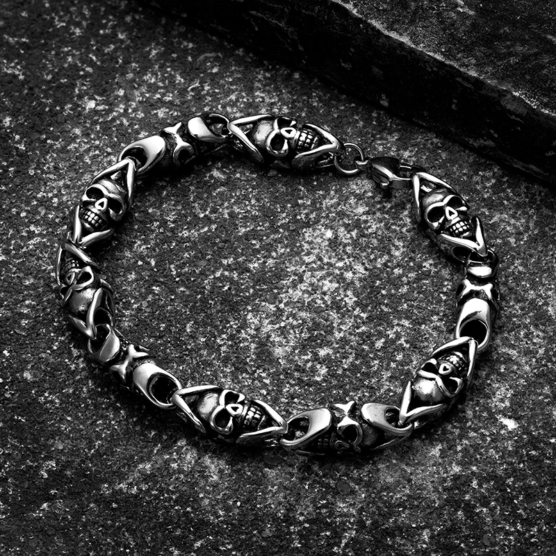 

Trend Titanium Steel Glossy Skull Bracelet Men’s women‘s Bracelet Boy Hip Hop Skeleton Fashion Jewelry The Best Gift for Big Men
