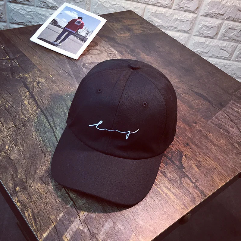 Летняя модная мужская и женская бейсболка с вышитыми буквами E регулируемой