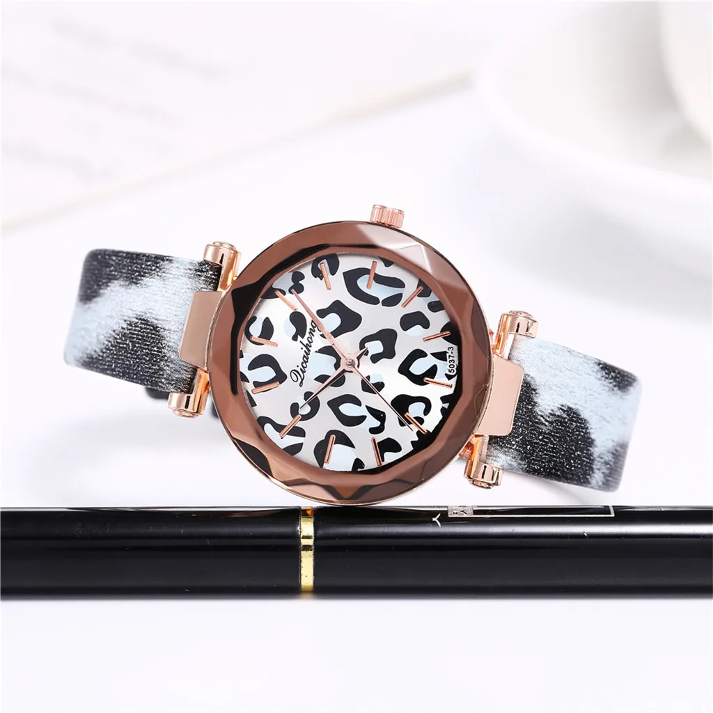 

Fashion Unisex Geneva Women Watch Leopard Printing Dial Leather Strap Ladies Quartz Wrist Watch Gift Clock bayan kol saati