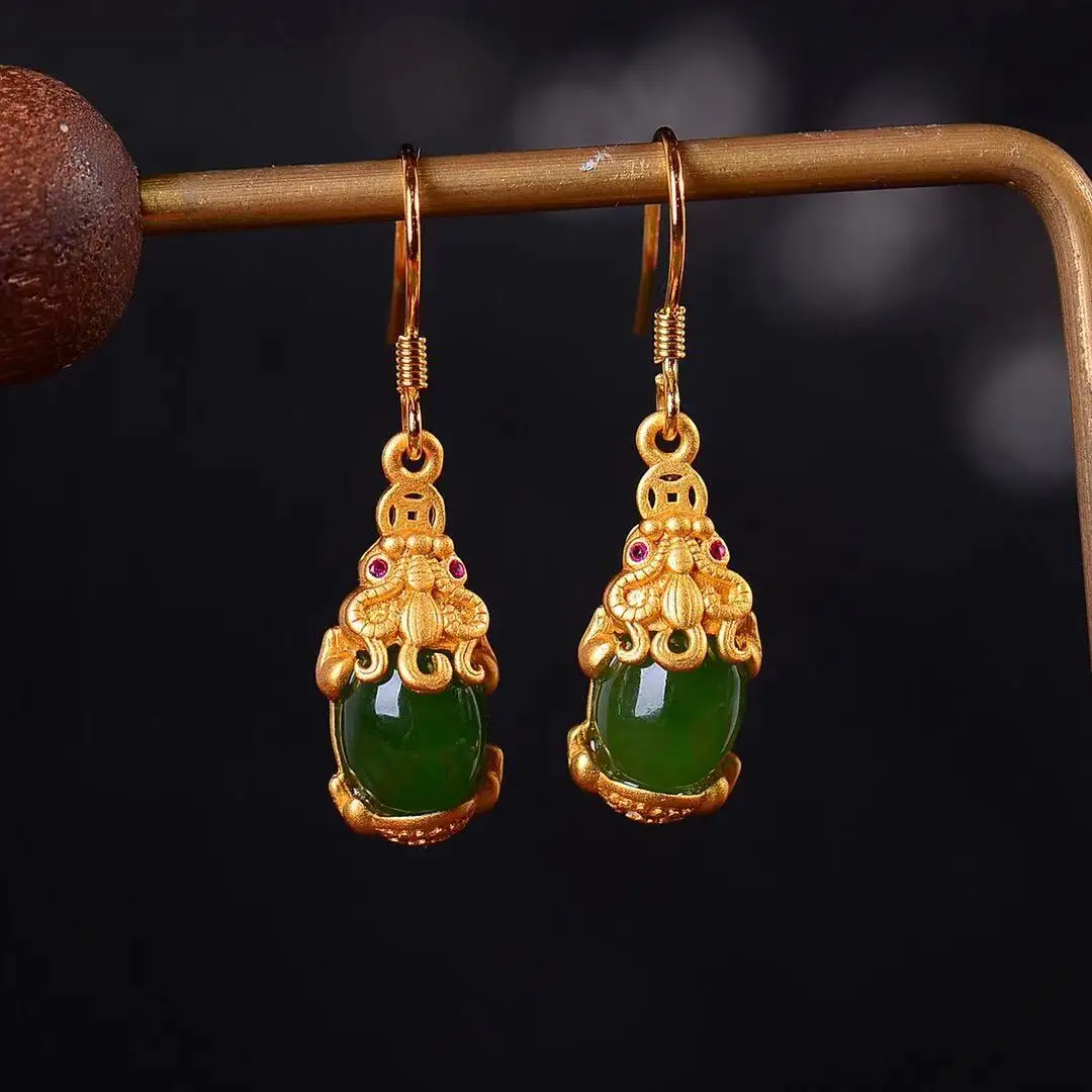 

Natural 925 inlaid Hetian jade egg noodle brave earrings