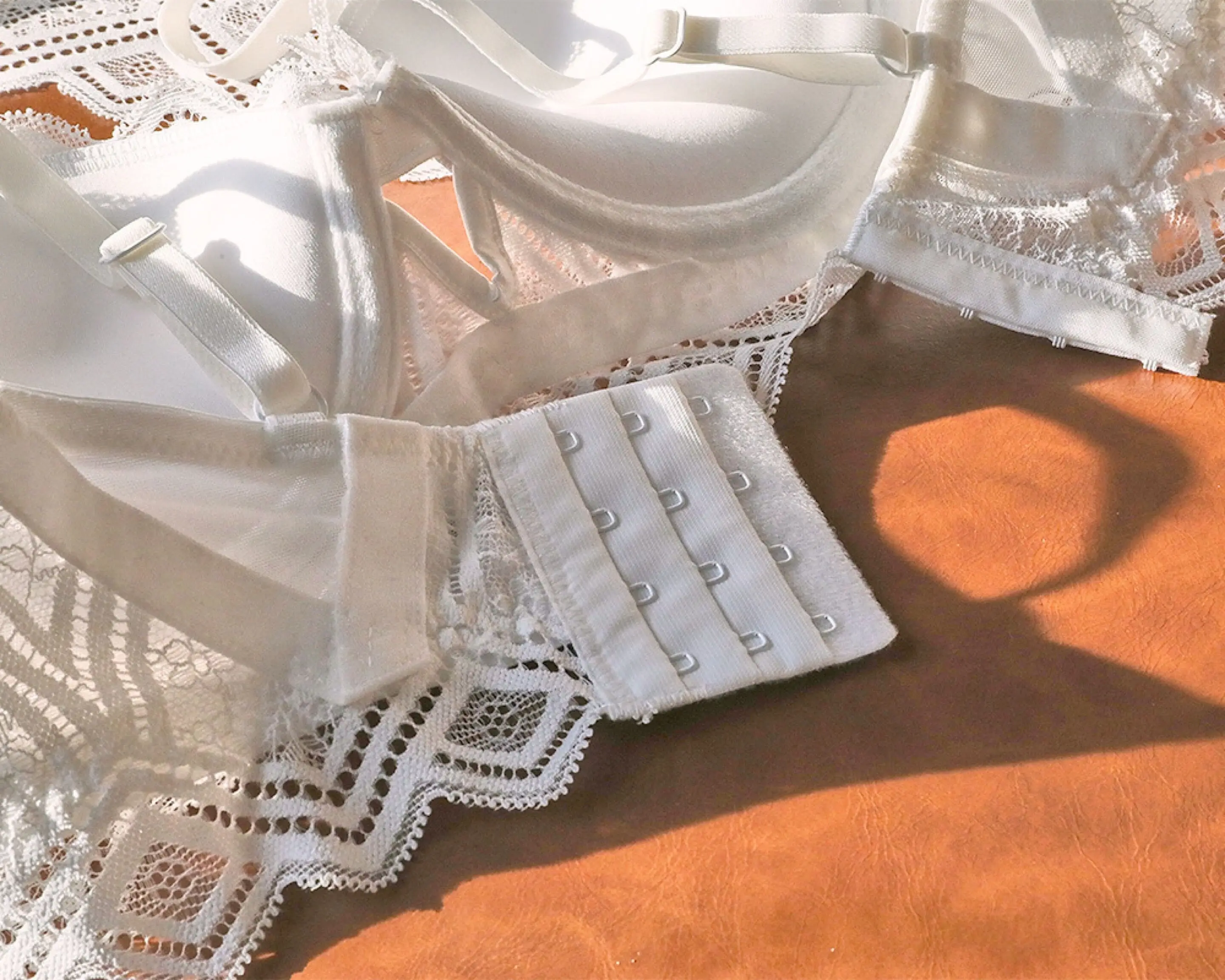 HONVIEY комплект с бюстгальтером Сталь кольцо Кабриолет StrapsTriangle чашки бюстгальтер