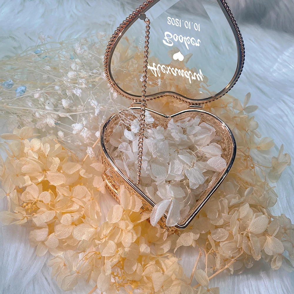 

Personalized Clear Glass Jewelry Box Custom Heart Shape Ring Boxs Necklace Jewelrys Storage Hollow Metal Craft Wedding Gift