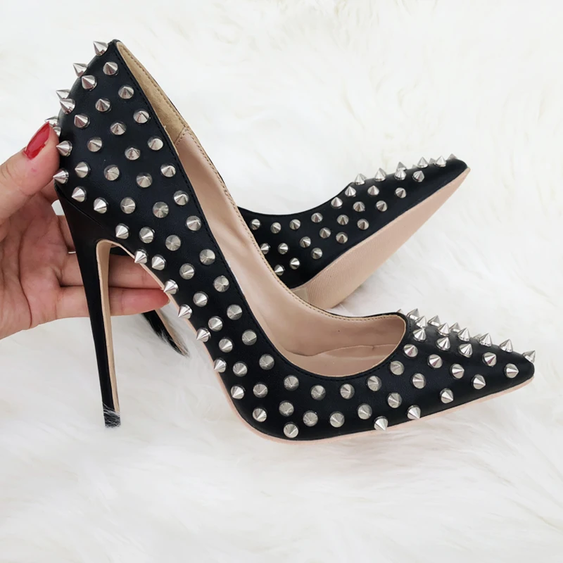 Пикантные туфли Keshangjia с заклепками на высоком каблуке острым носком и открытым