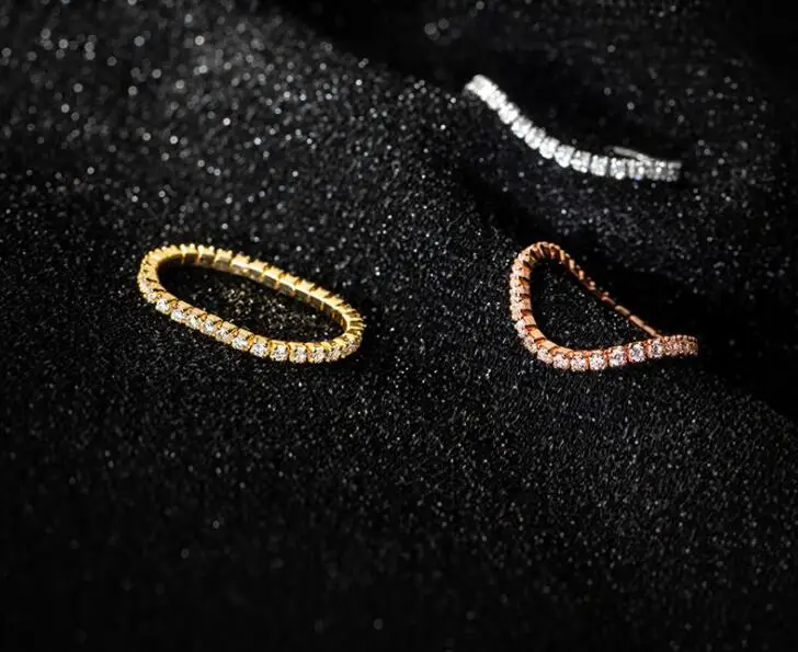 

Кольцо из серебра 925 пробы с фианитом AAAA +, 1 шт.