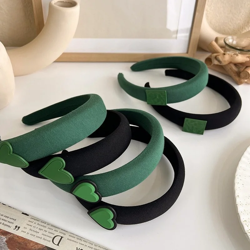 

Origin Summer Korean Green Black Square Love Heart Headband for Women Contrast Color Headwear Wide Sweet Hair Accessories