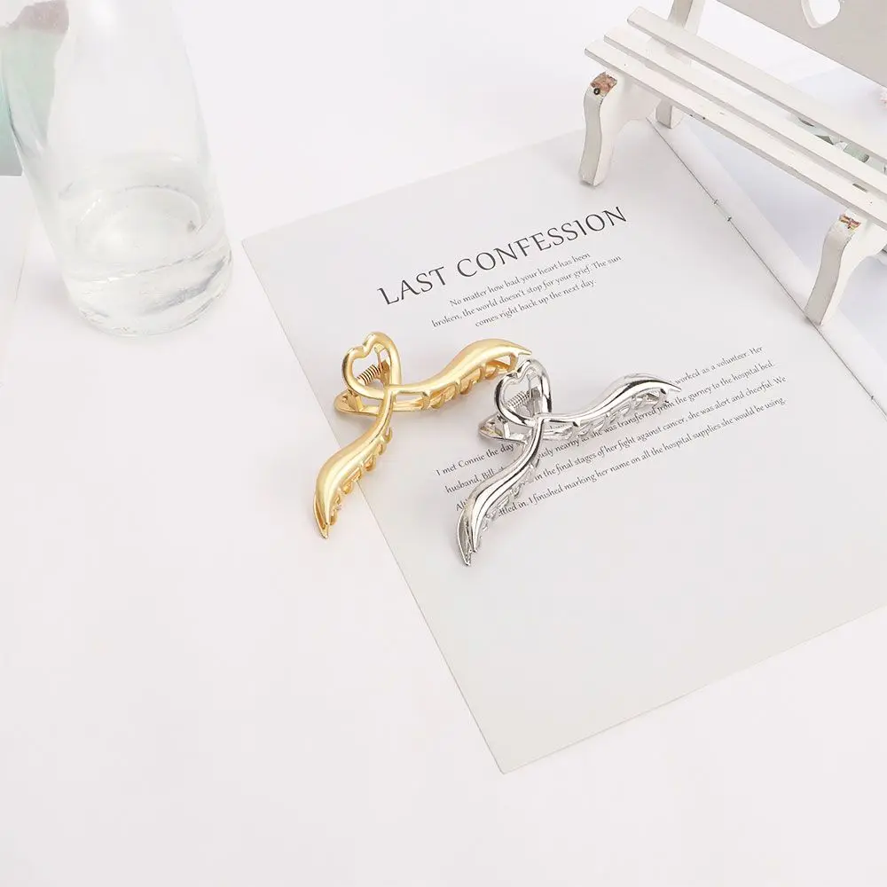 

Temperament Women Korean Girls Metal Hair Claw Love Hair Accessories Hair Clips